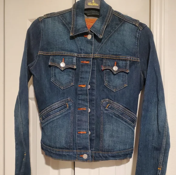 Levi's jean jacket - Picture 2 of 4
